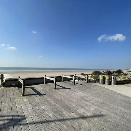 Maison De 3 Pieces, 4 Couchages A 1000 M De L'ocean, Cadre Paisible Avec Cour Et Parking - Fr-1-224c-63 Ferienhaus
