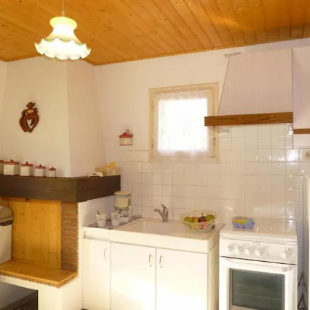 Maison De 3 Pieces, 4 Couchages A 1000 M De L'ocean, Cadre Paisible Avec Cour Et Parking - Fr-1-224c-63 Saint-Jean-de-Monts
